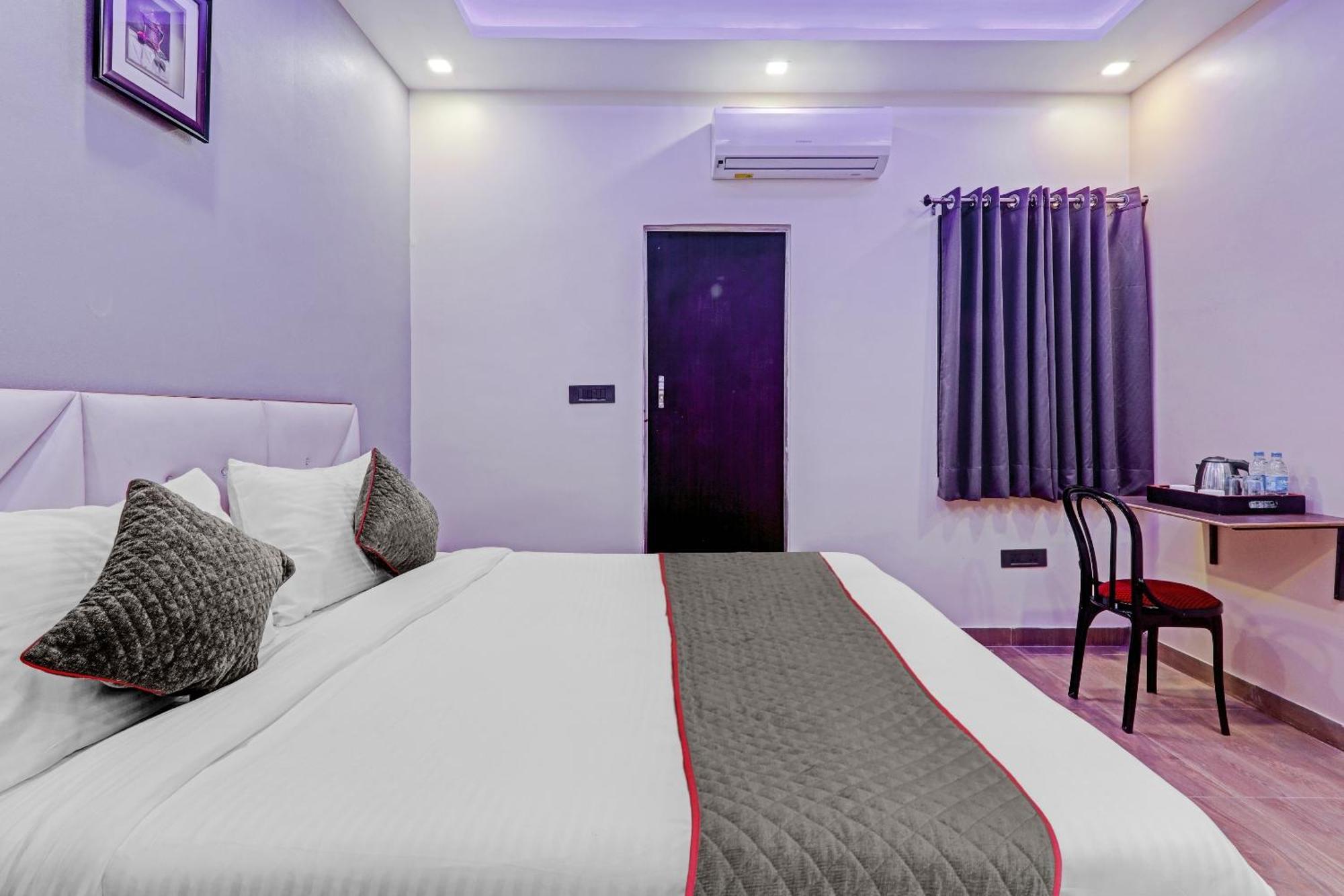 Super Townhouse Riddhi Residency Ξενοδοχείο Λάκναου Εξωτερικό φωτογραφία