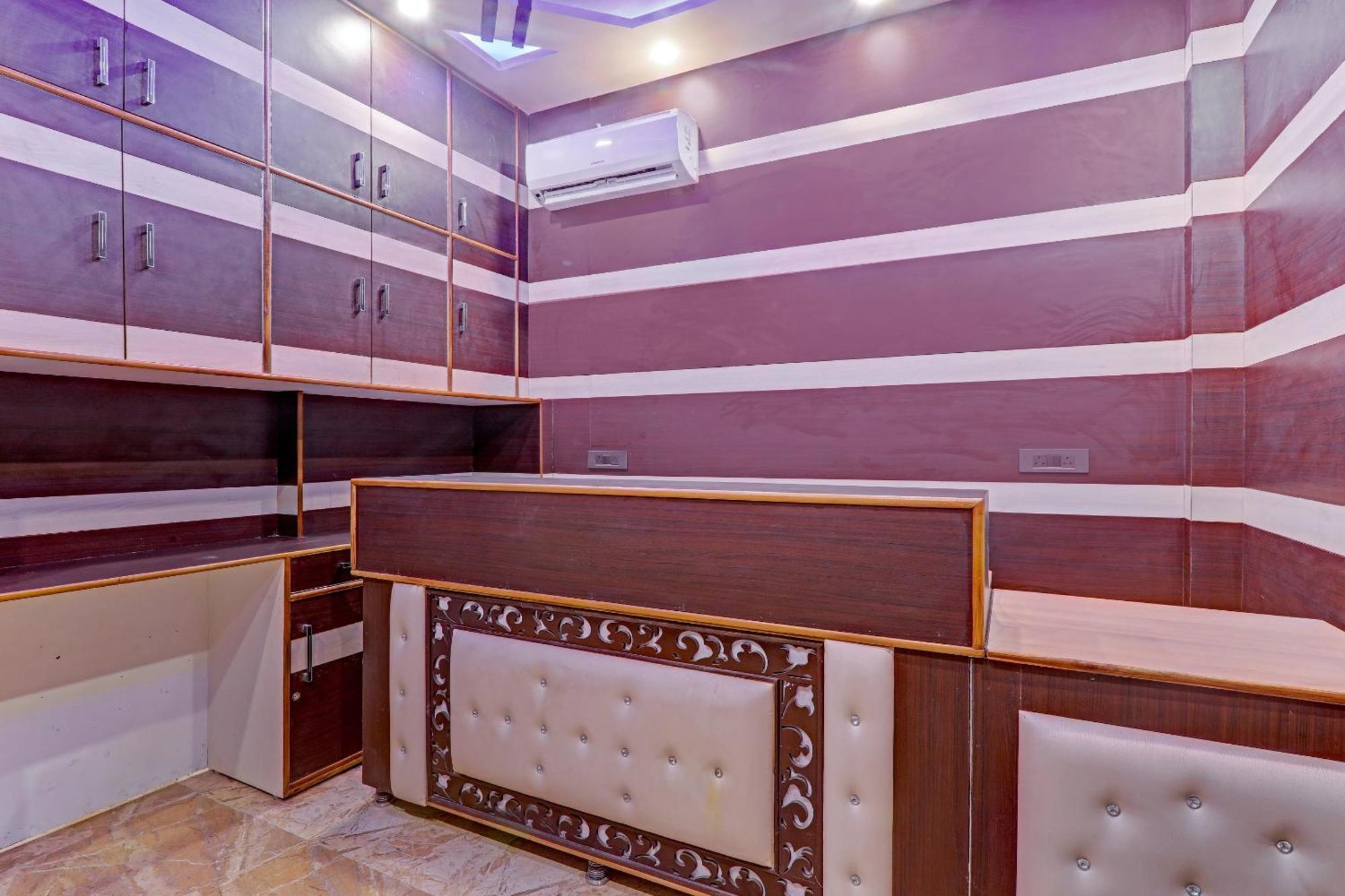 Super Townhouse Riddhi Residency Ξενοδοχείο Λάκναου Εξωτερικό φωτογραφία