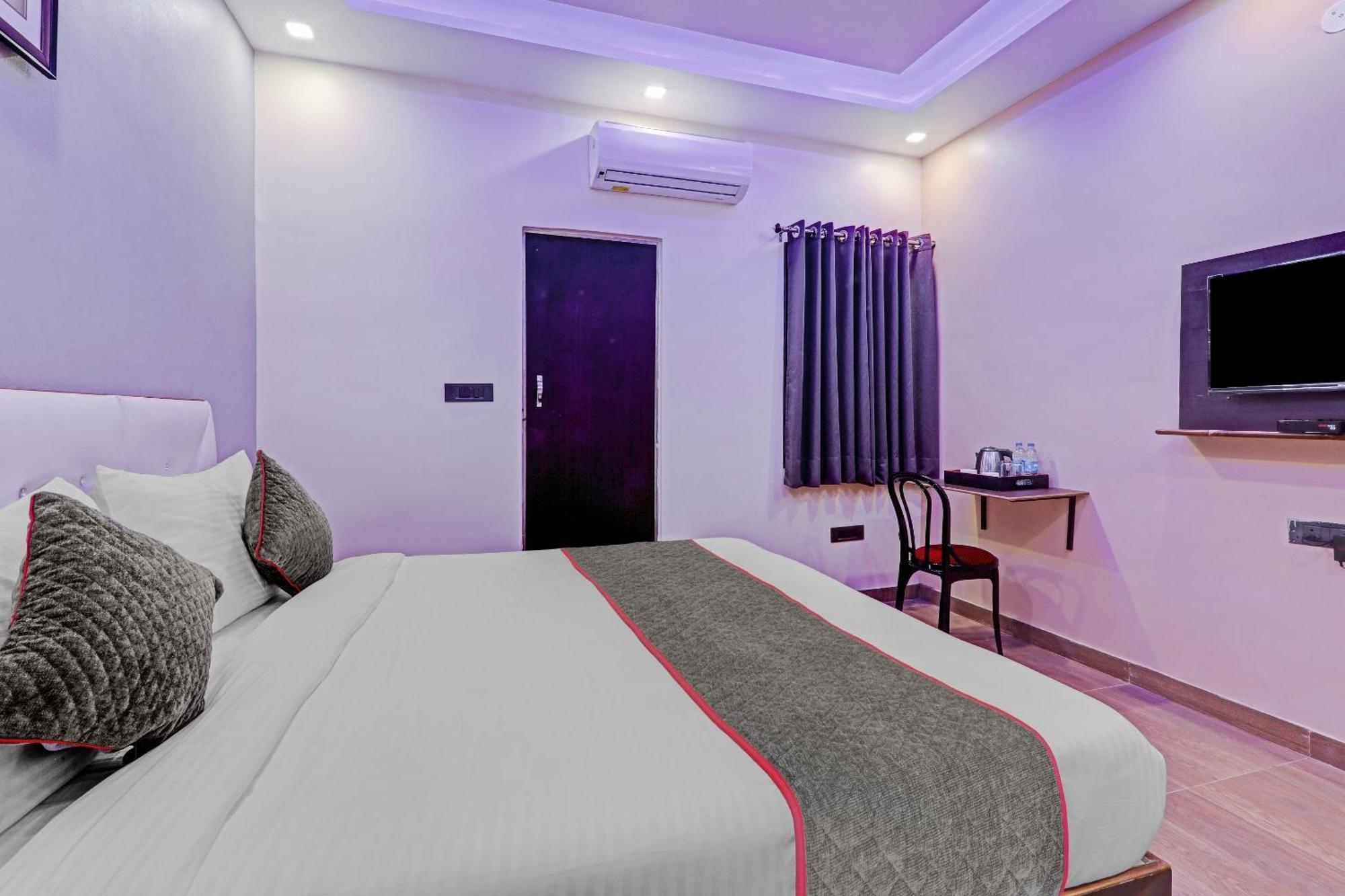 Super Townhouse Riddhi Residency Ξενοδοχείο Λάκναου Εξωτερικό φωτογραφία